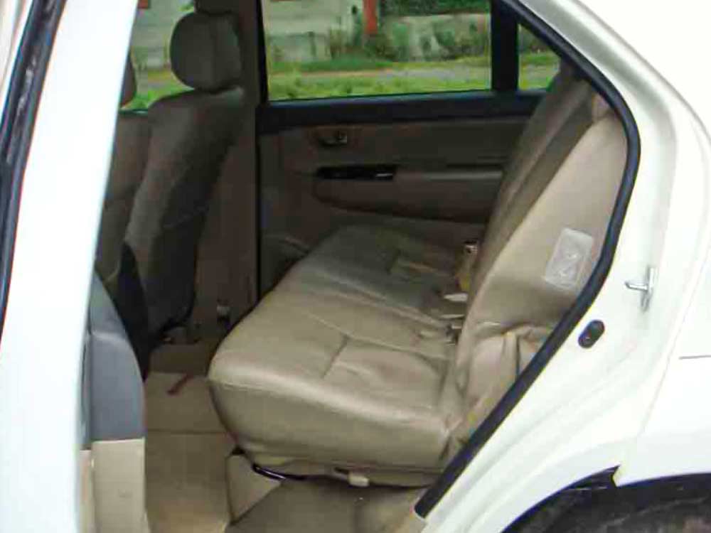 Bullet Proof Old Toyota Fortuner 11