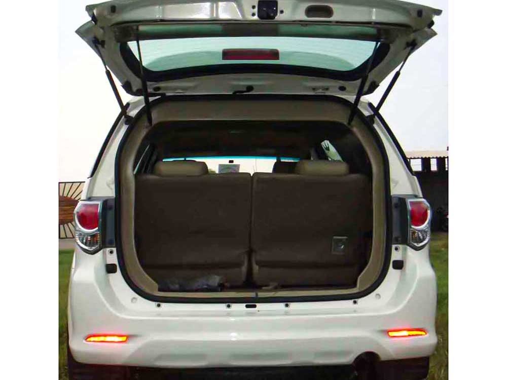 Bullet Proof Old Toyota Fortuner 9
